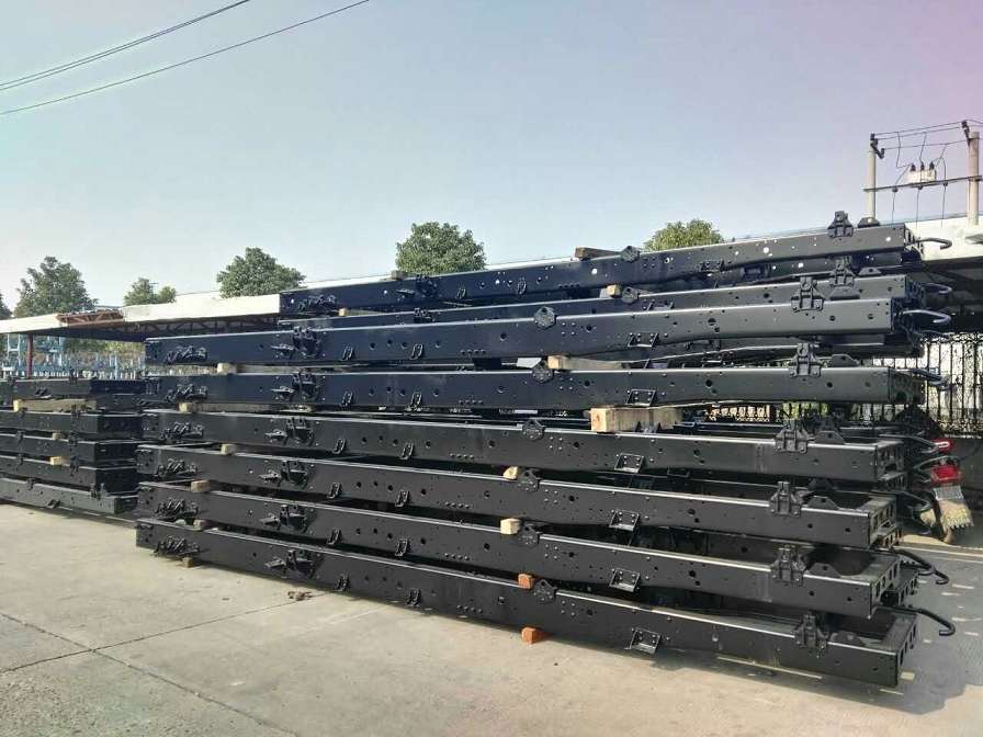 东风凯普特大梁