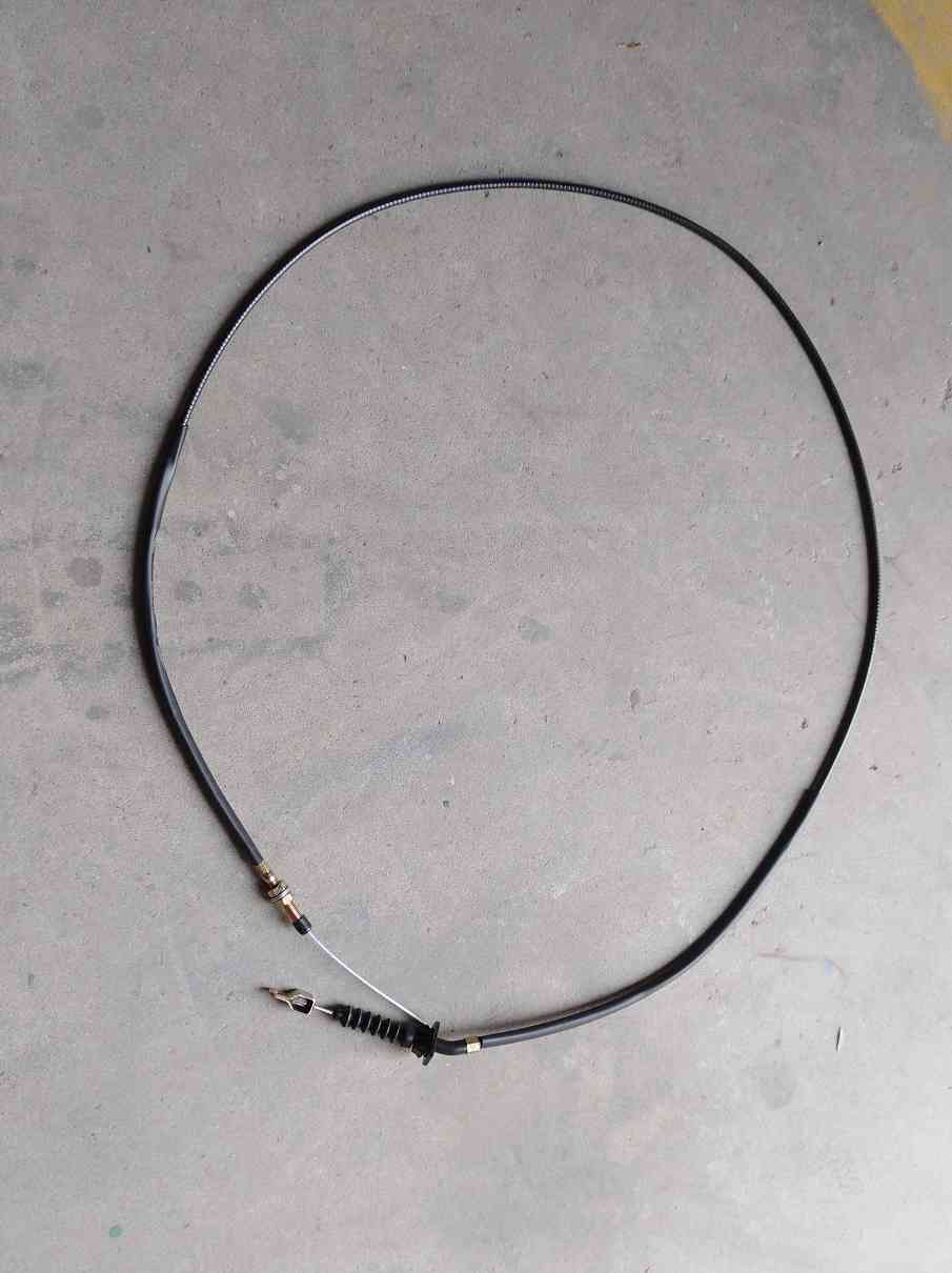 东风多利卡油门拉线