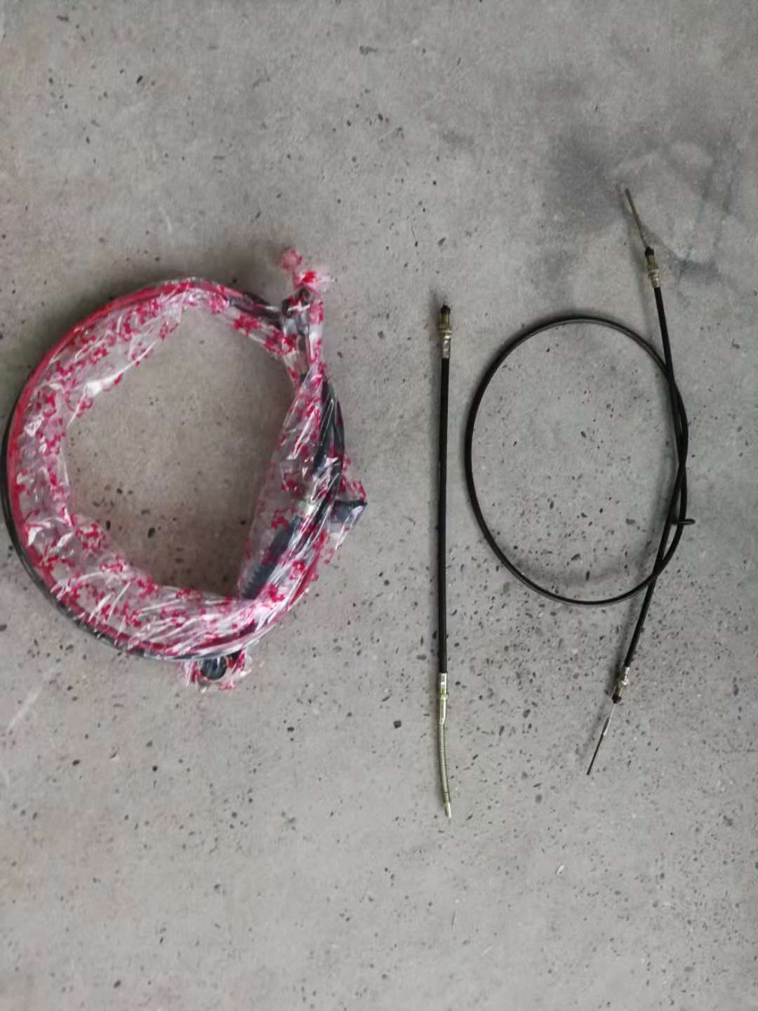 东风多利卡S2600手刹拉线