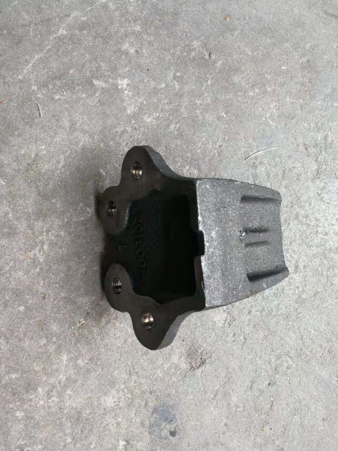 东风凯普特钢板吊耳固定端支架