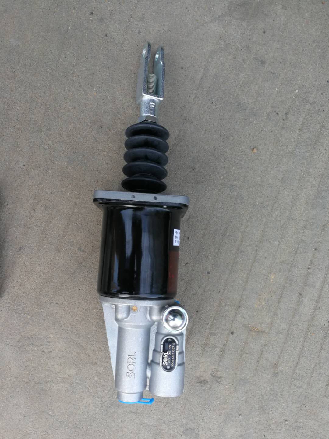 东风多利卡D5 D6 D7 D8 D9离合助力器