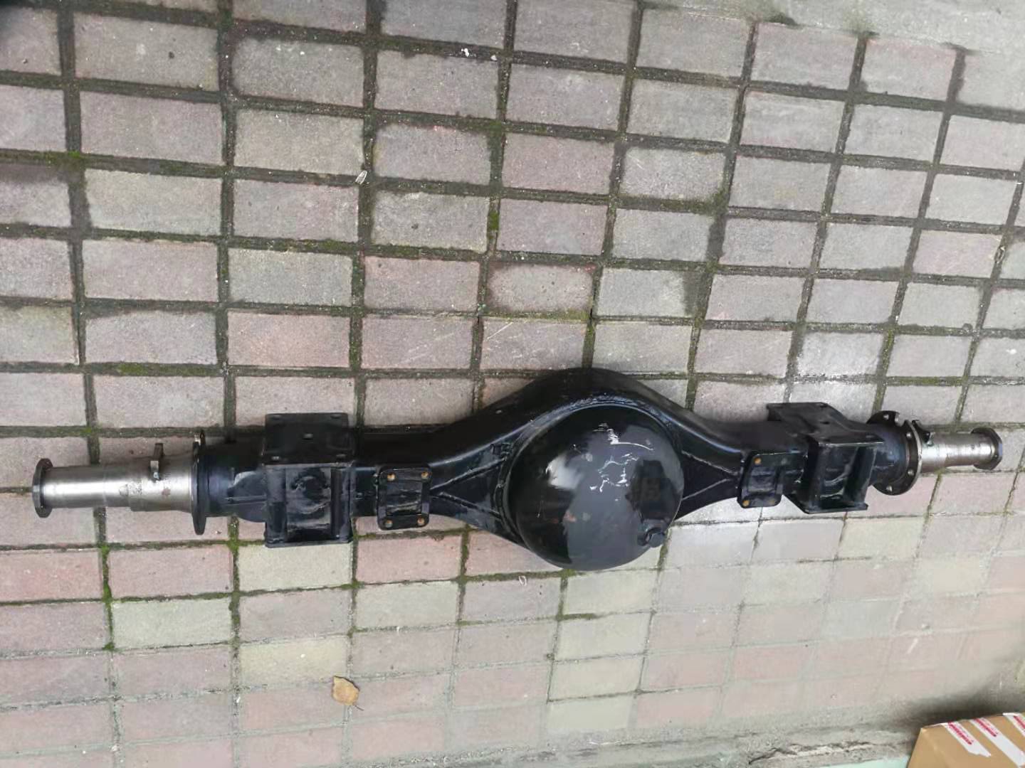 东风多利卡D5 D6 D7 D8 D9后桥总成配件