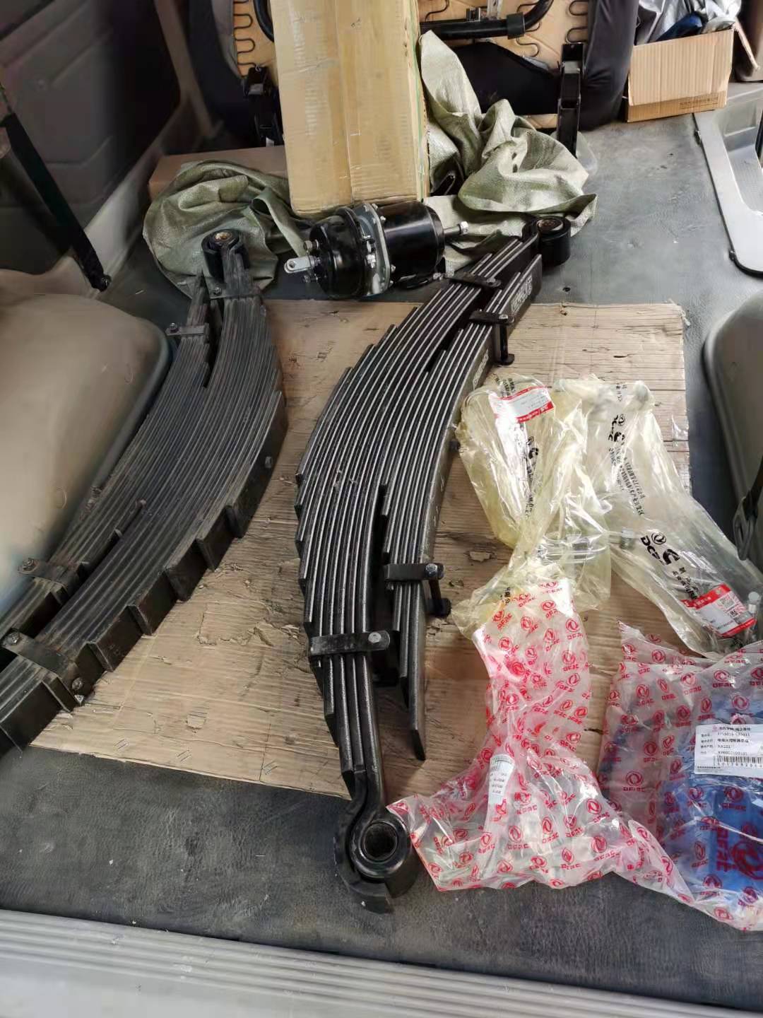 东风多利卡加厚钢板总成