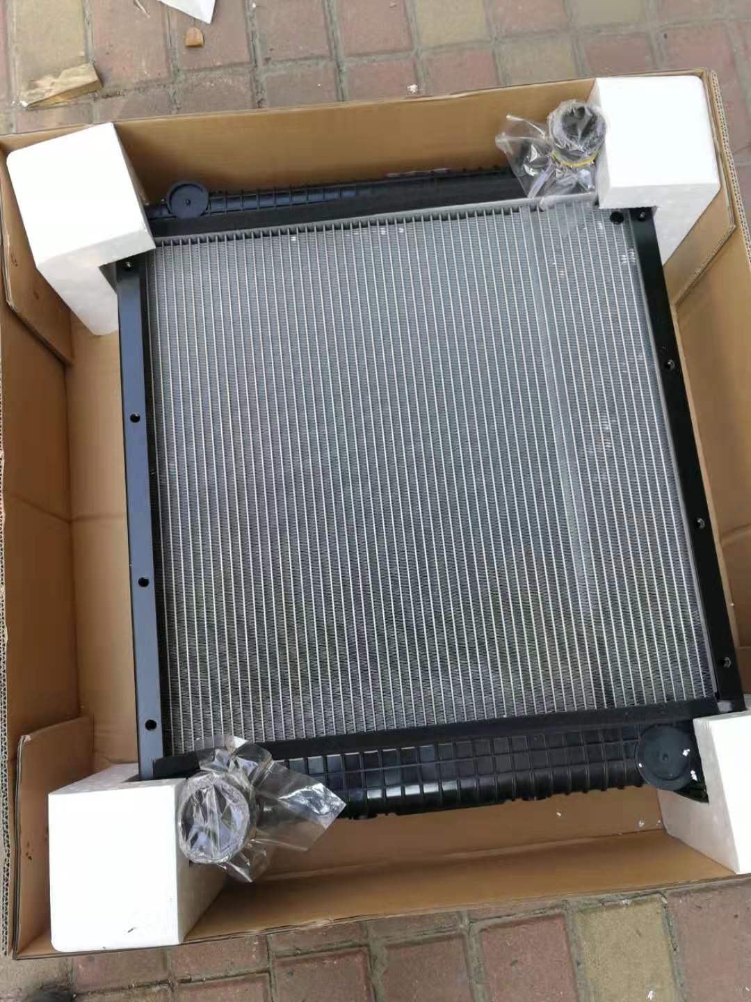 东风凯普特ZD30发动机水箱价格