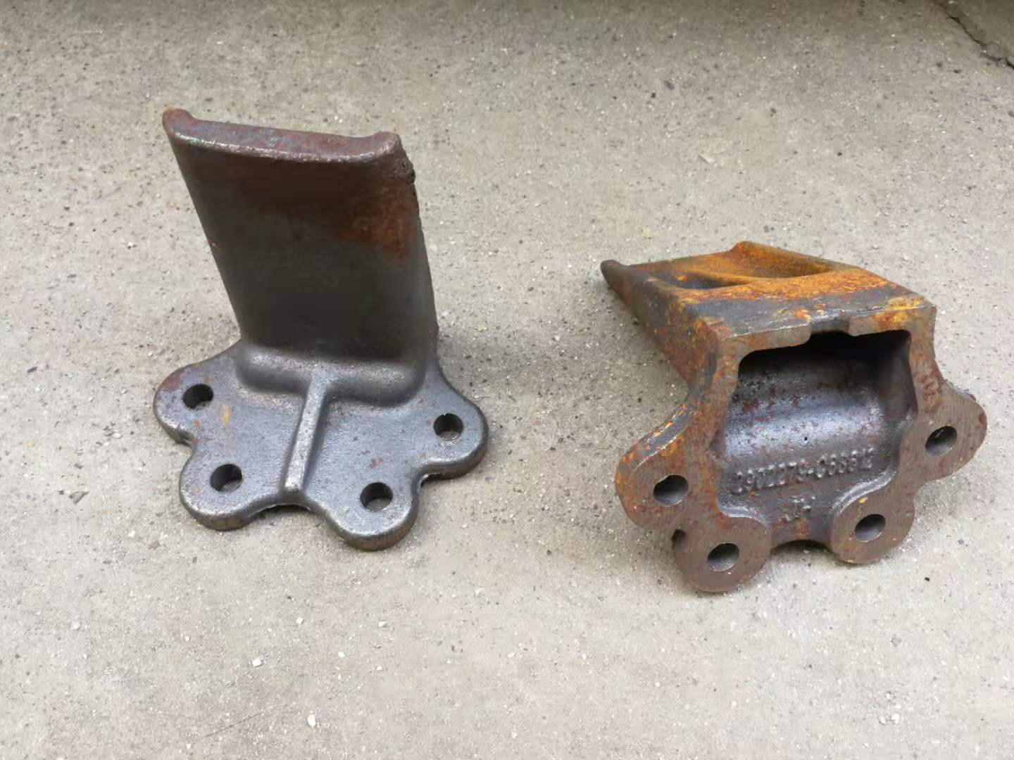 东风凯普特副钢板吊耳