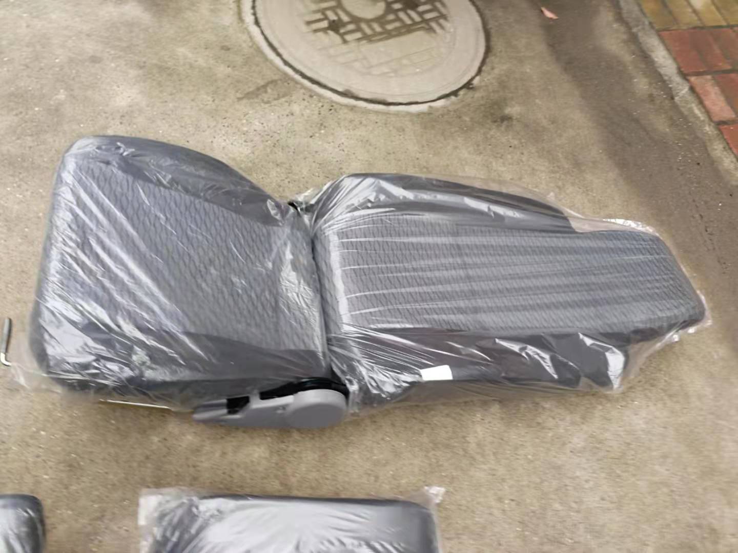 东风力拓司机座椅