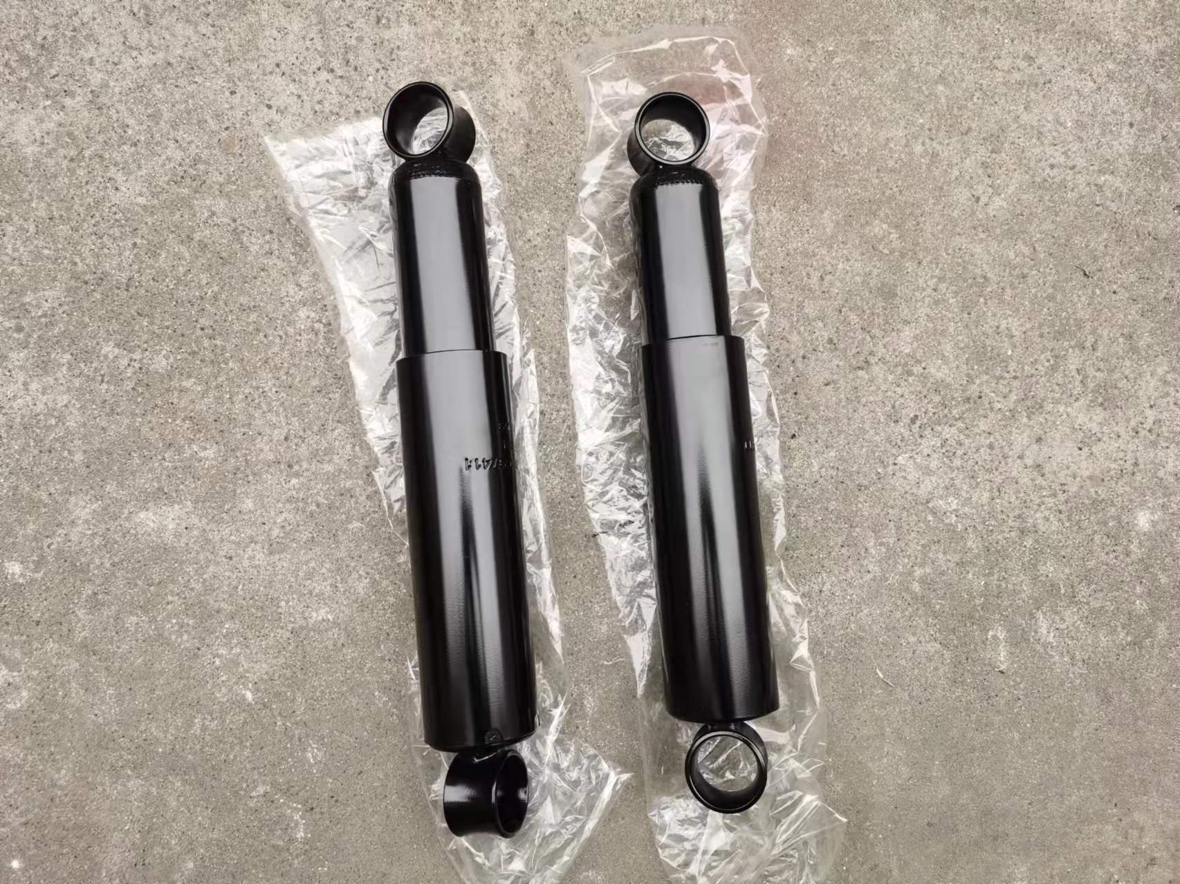 东风多利卡D5 D6 D7 D8 D9减震器
