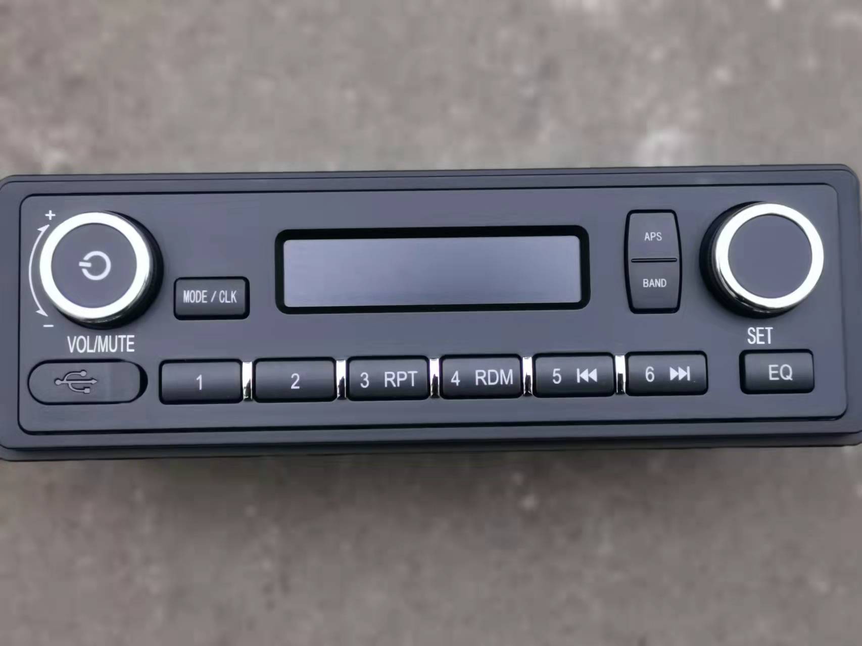 东风多利卡D6MP3收放机总成