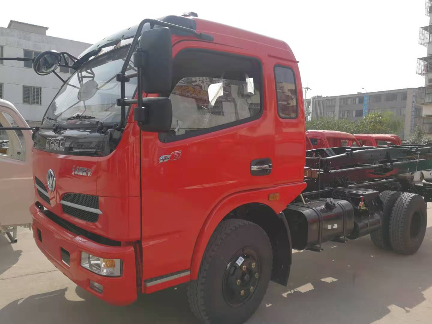 东风福瑞卡驾驶室总成大梁专卖