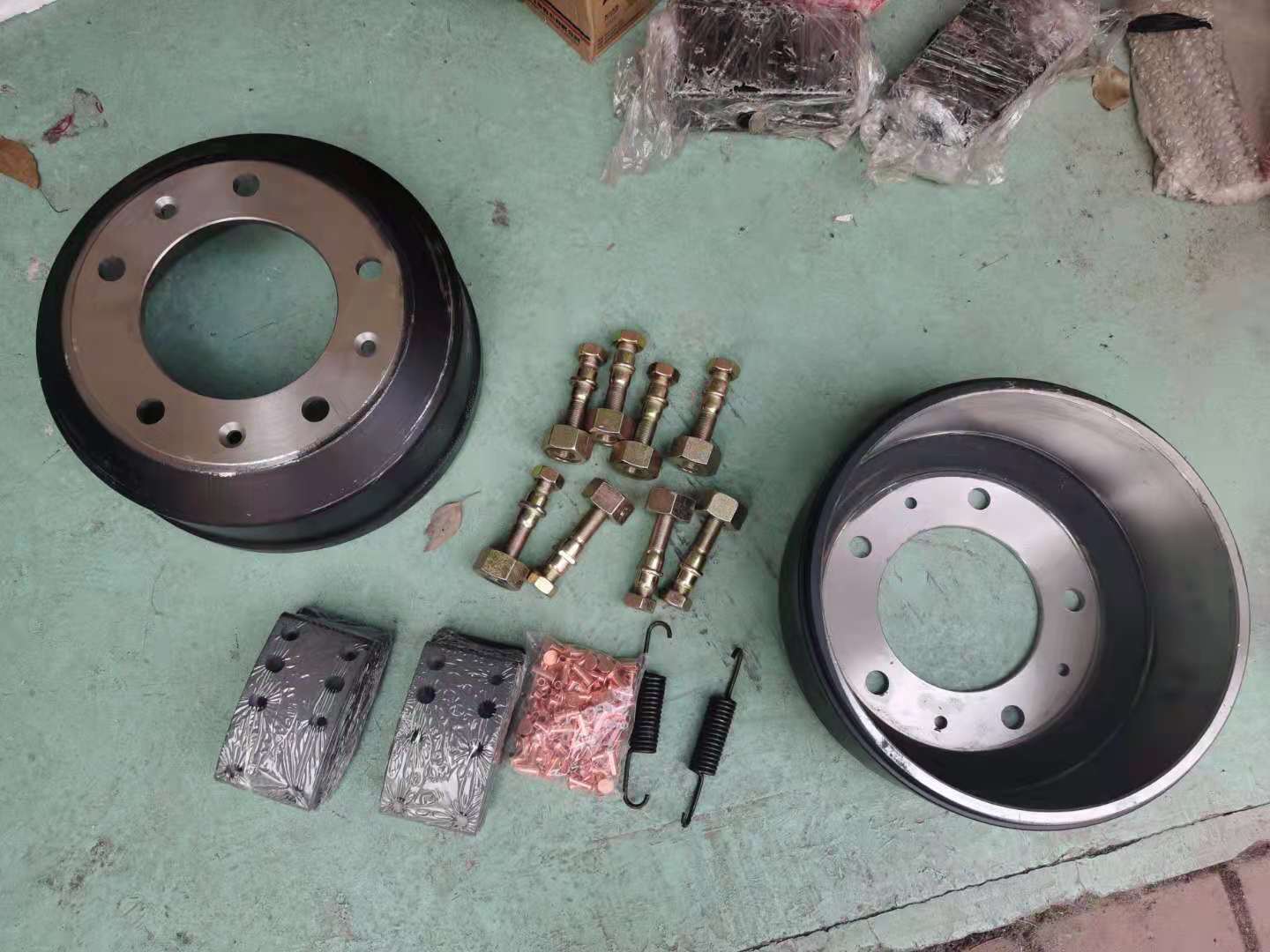 东风福瑞卡R5前后桥配件专卖