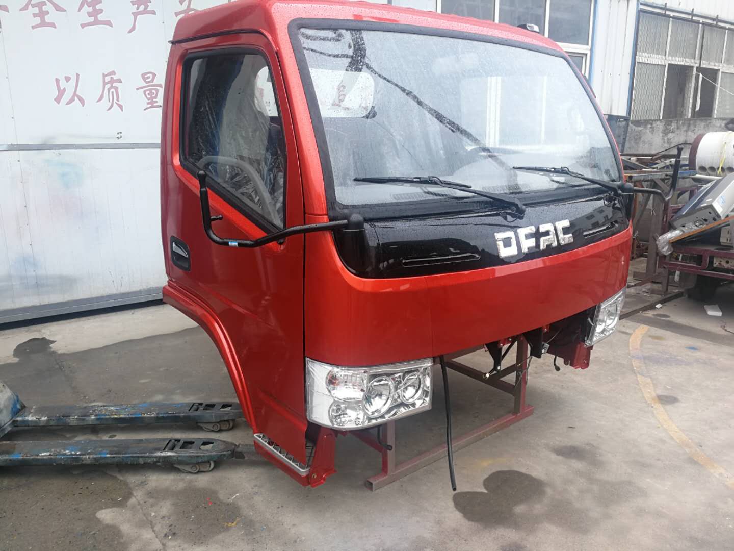 2014款东风多利卡配件专卖