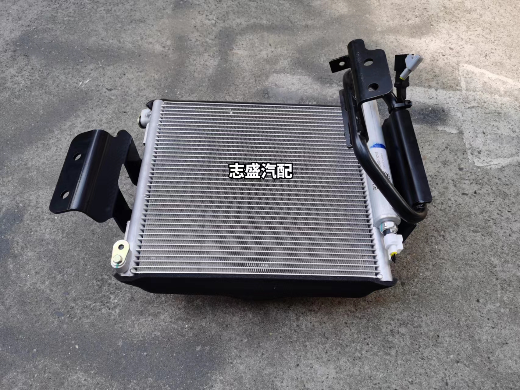 东风福瑞卡空调散热器冷凝器总成销售