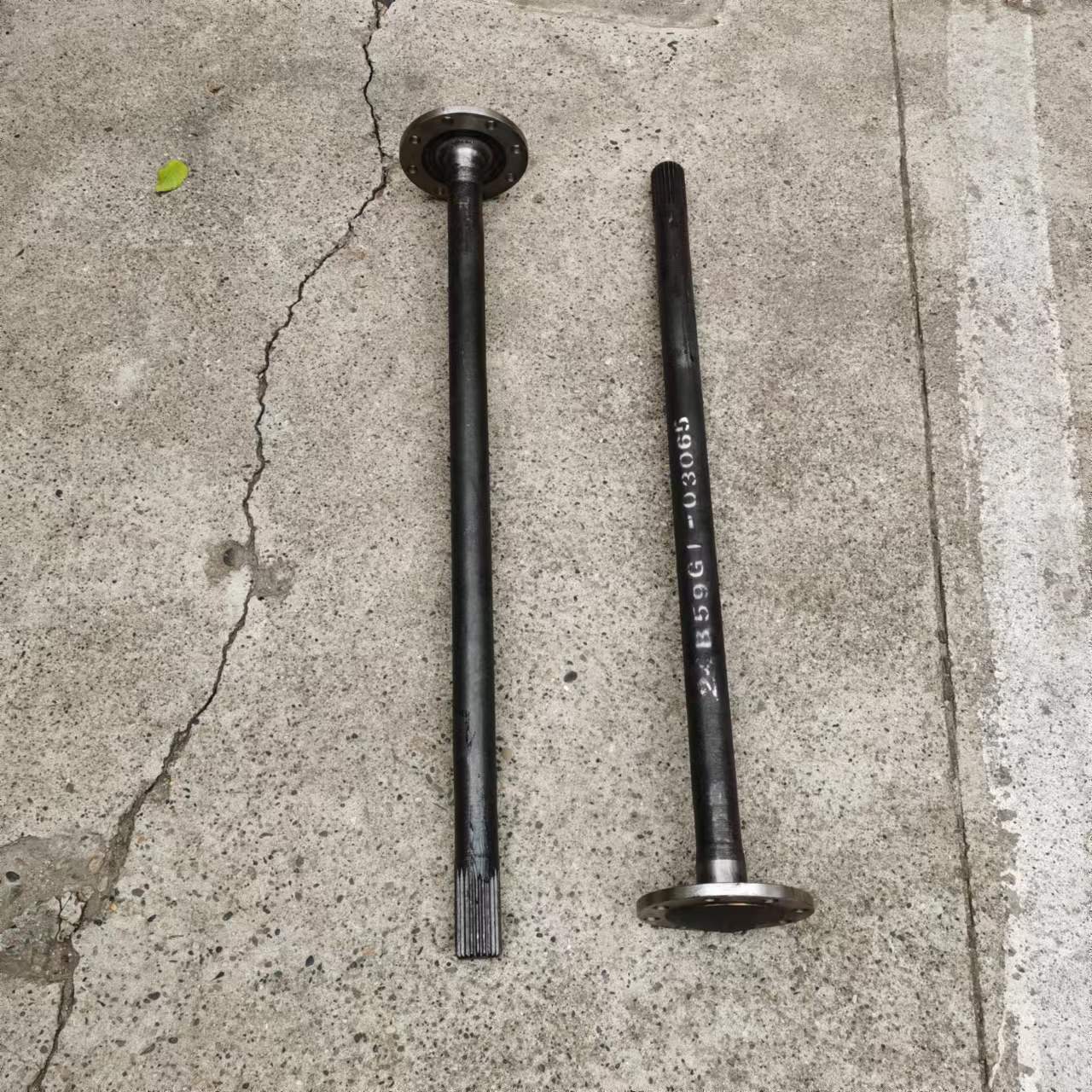 原厂东风福瑞卡后桥半轴销售