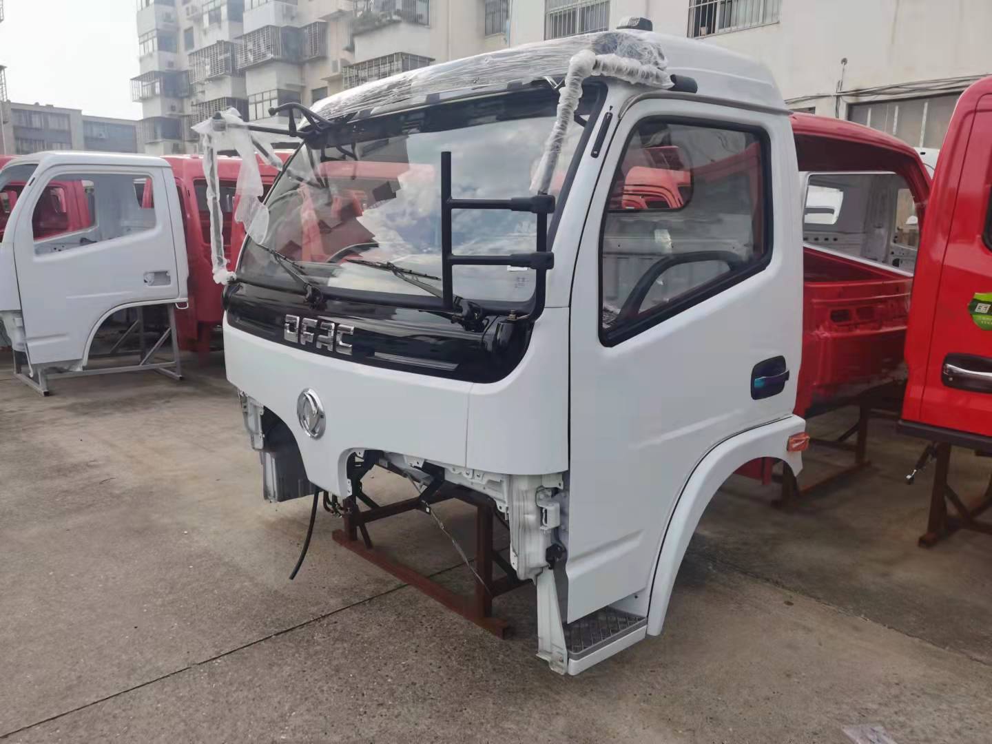 国五国六东风福瑞卡驾驶室配件销售